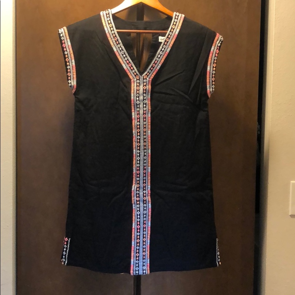 Tunic style dress